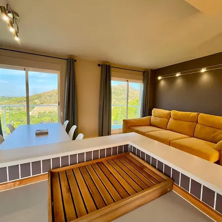 Casa vacanze Torres De Monte Vernissa Almiserat